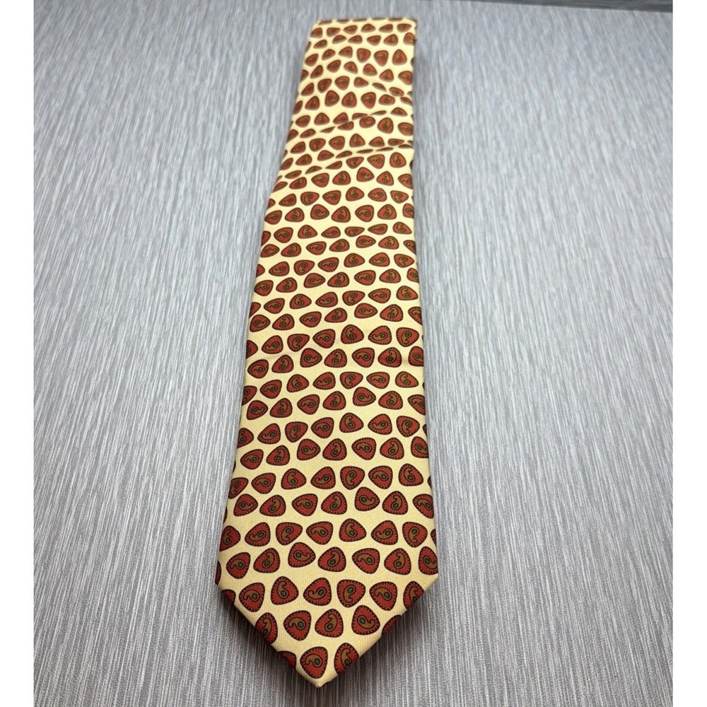 Drake's London Silk Tie Beige Red Paisley Print Handmade England Haberdasher